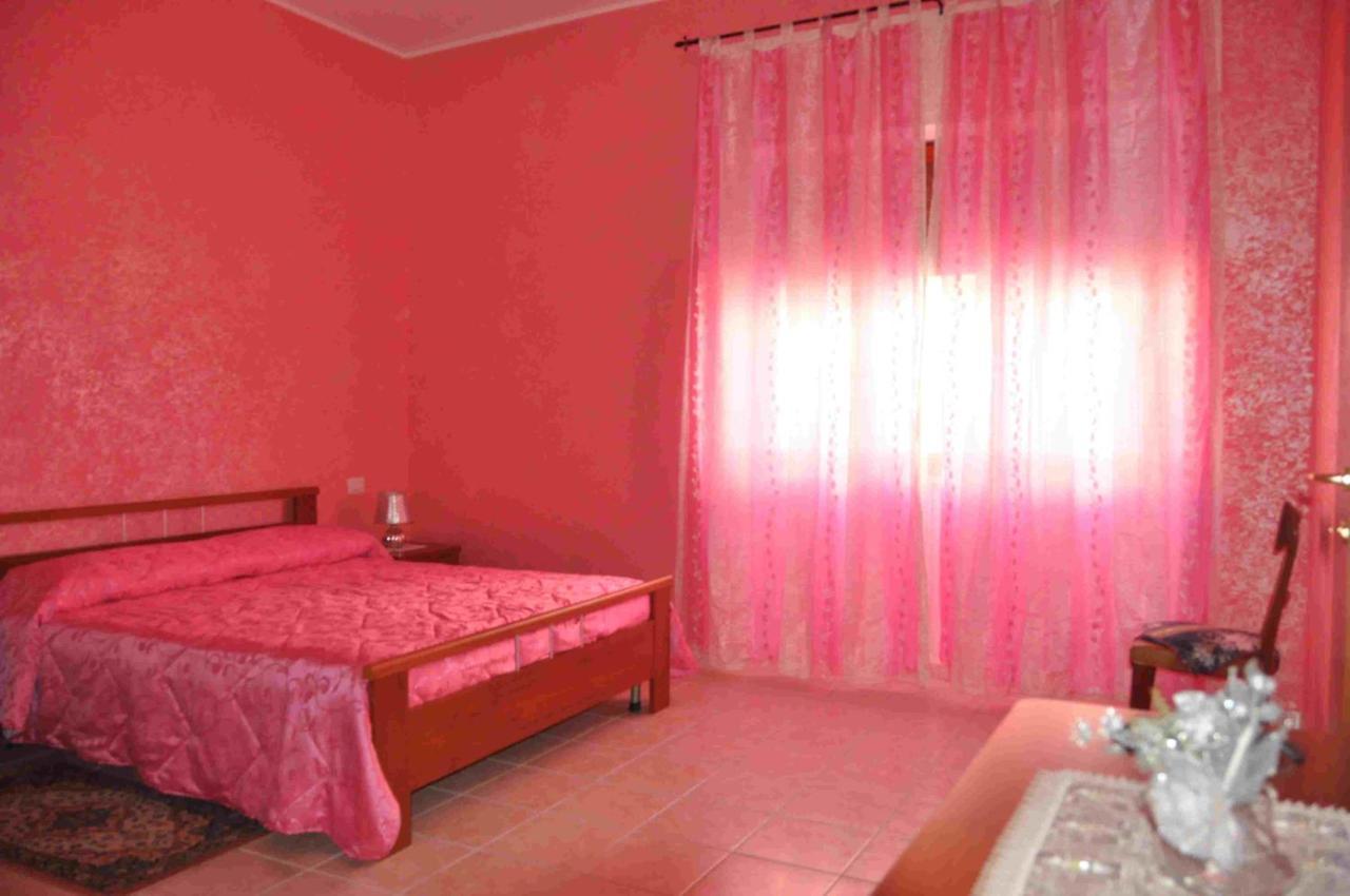 B&B Il Gabbiano SantʼAntìoco Екстериор снимка