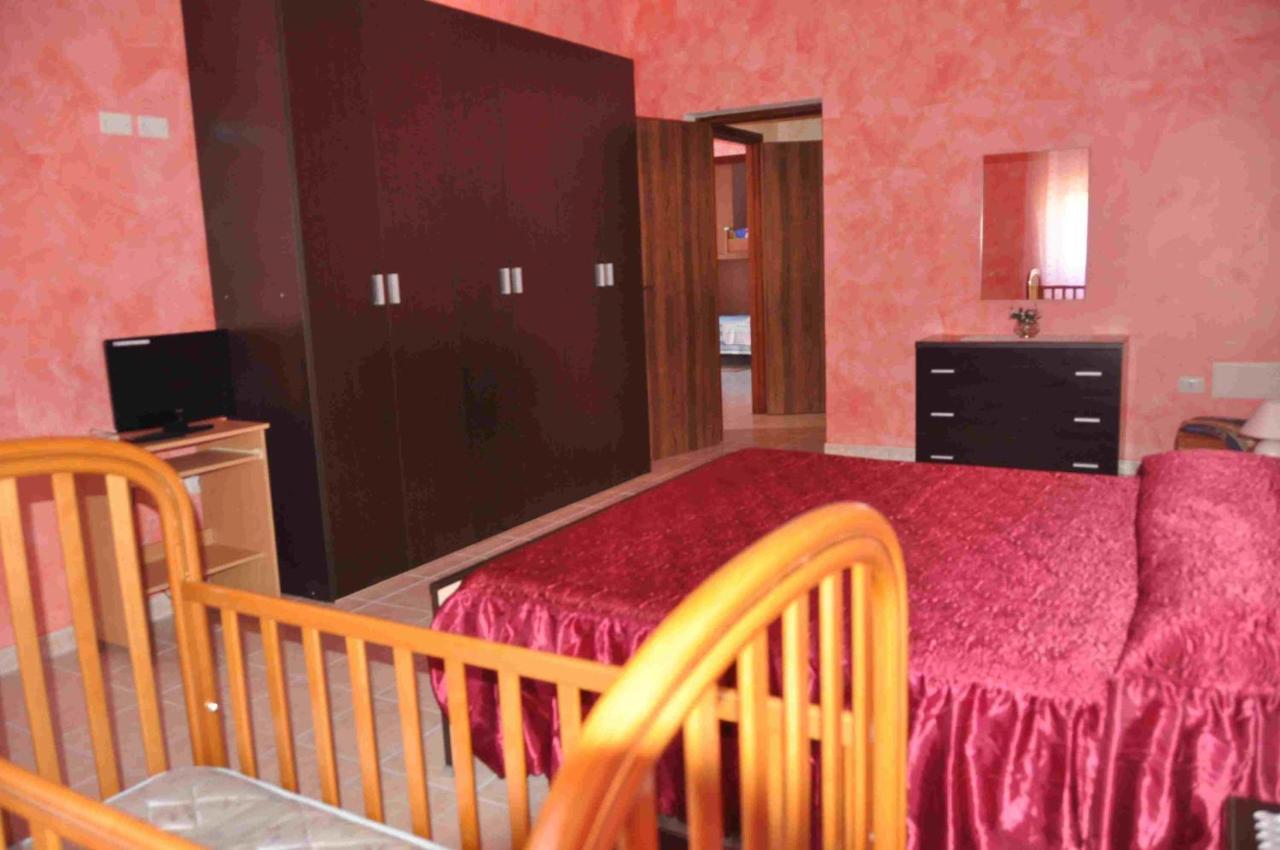 B&B Il Gabbiano SantʼAntìoco Екстериор снимка
